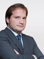 D. Carlos Treceño Lobato