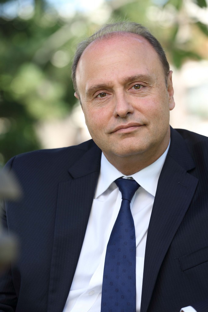 D. Carlos González-Hurtado Collado